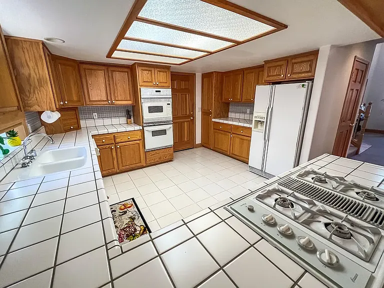 920 Tanglewood Dr — Photo 14