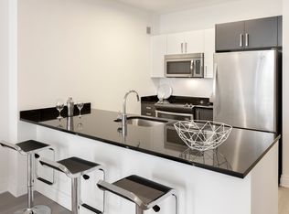 70 Pine St APT 1422, New York, NY 10005