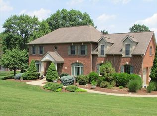 5049 Middle Rd, Gibsonia, PA 15044