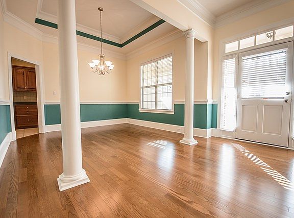 4th image of 3709 Vinebrooke Dr