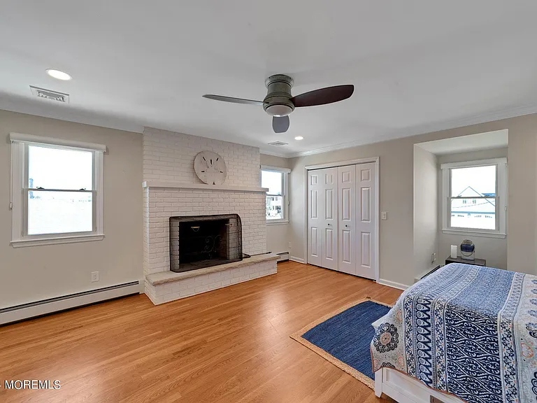 340 Bay Ln — Photo 67