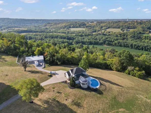 5323 McIntosh Vista Rd, Aurora, IN 47001