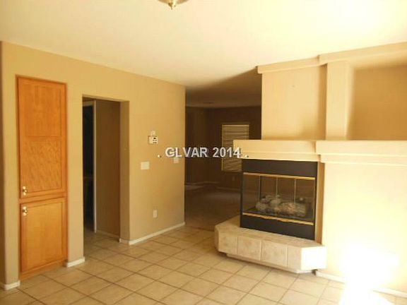 4th image of 7634 Distant Mirage Ct
