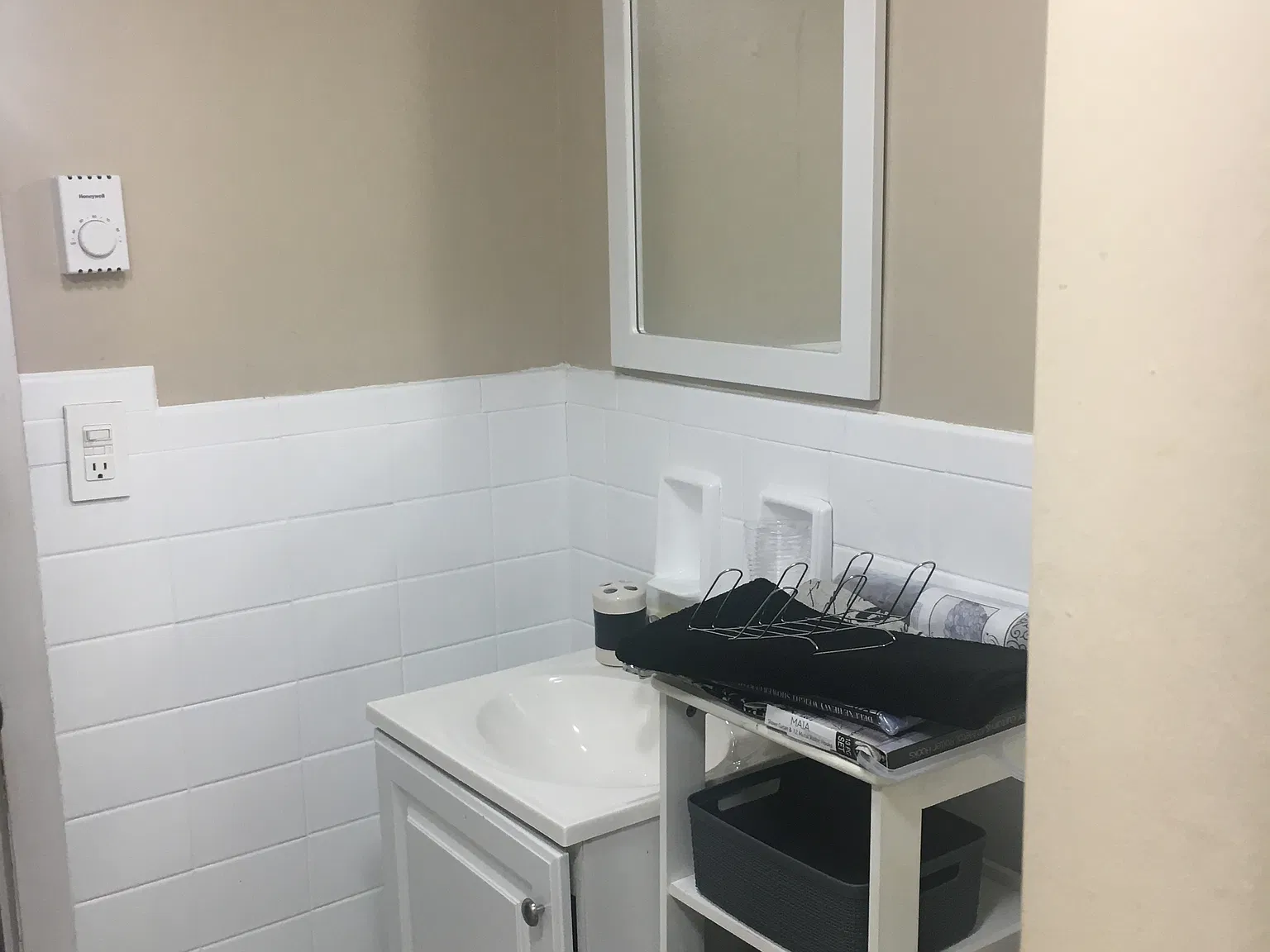 Studio, 250 sqft, $1,005 — Photo 3