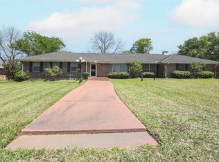 712 Henderson St, Wills Point, TX 75169
