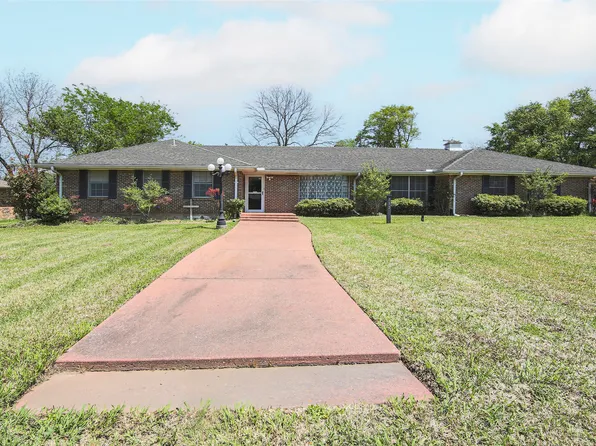 712 Henderson St, Wills Point, TX 75169