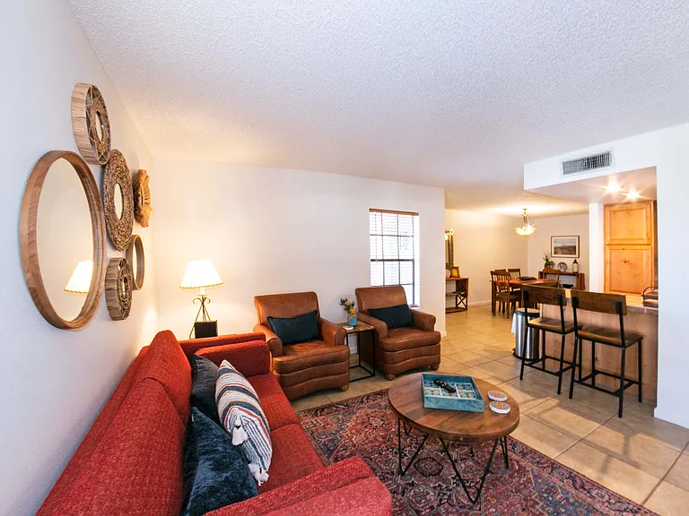 6451 N Tierra De Las Catalinas — Photo 3