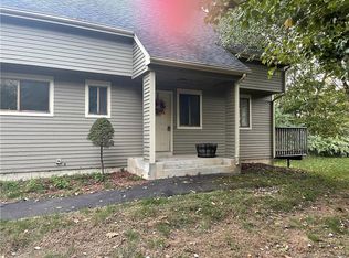 24 Wood Duck Ln UNIT 24, Tariffville, CT 06081