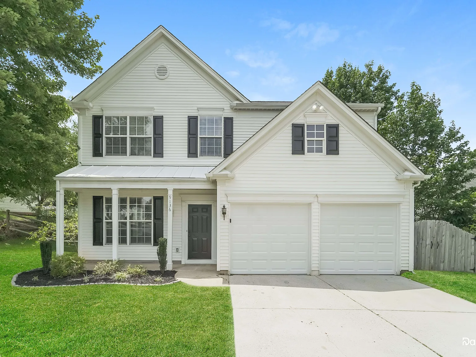 3 bed, 2.5 bath, 2102 sqft, $2,715 — Photo 1
