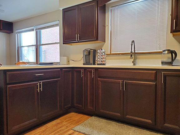 Brand new cabinets and quartz countertops