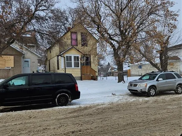 1130 Angus STREET, Regina, SK S4T 1Y5