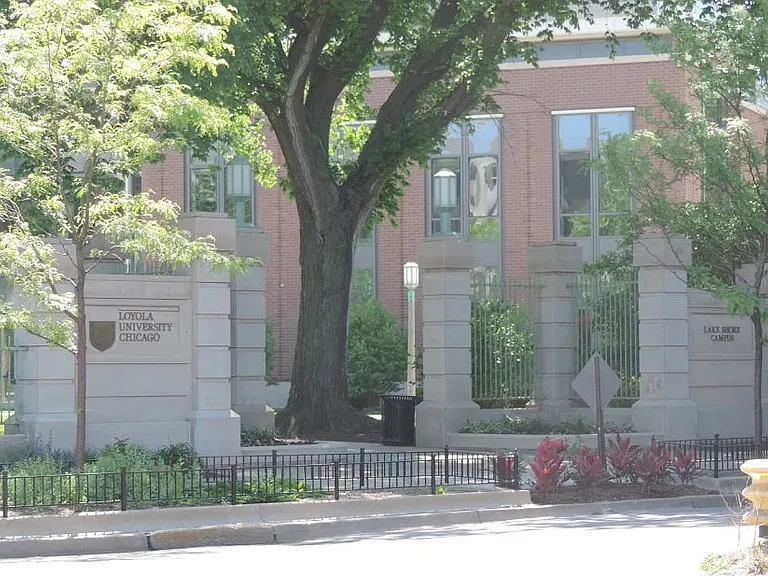 Steps from Loyola Campus