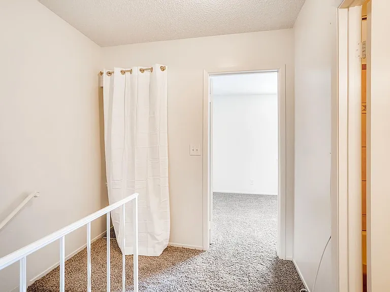 6227 W Washington Ave — Photo 25