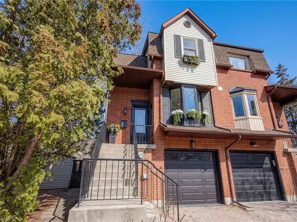 7 Normandy Pl, Oakville, ON L6K 1R9