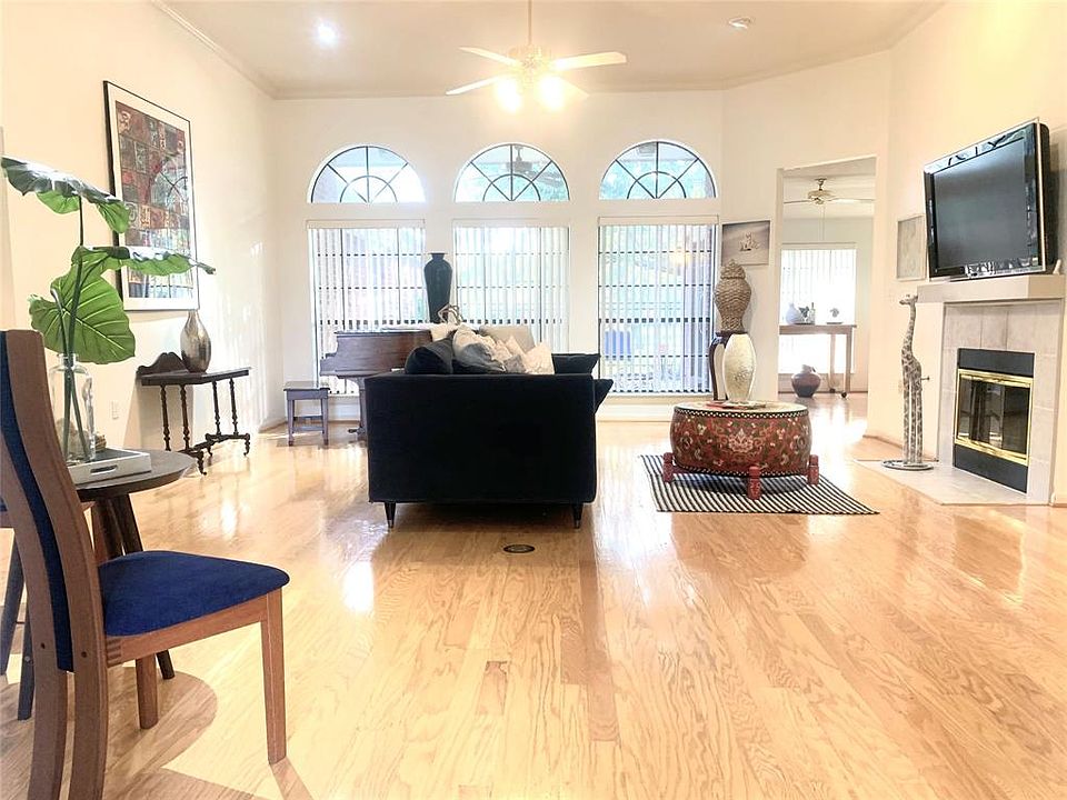 1st image of 3306 Flower Field Ln