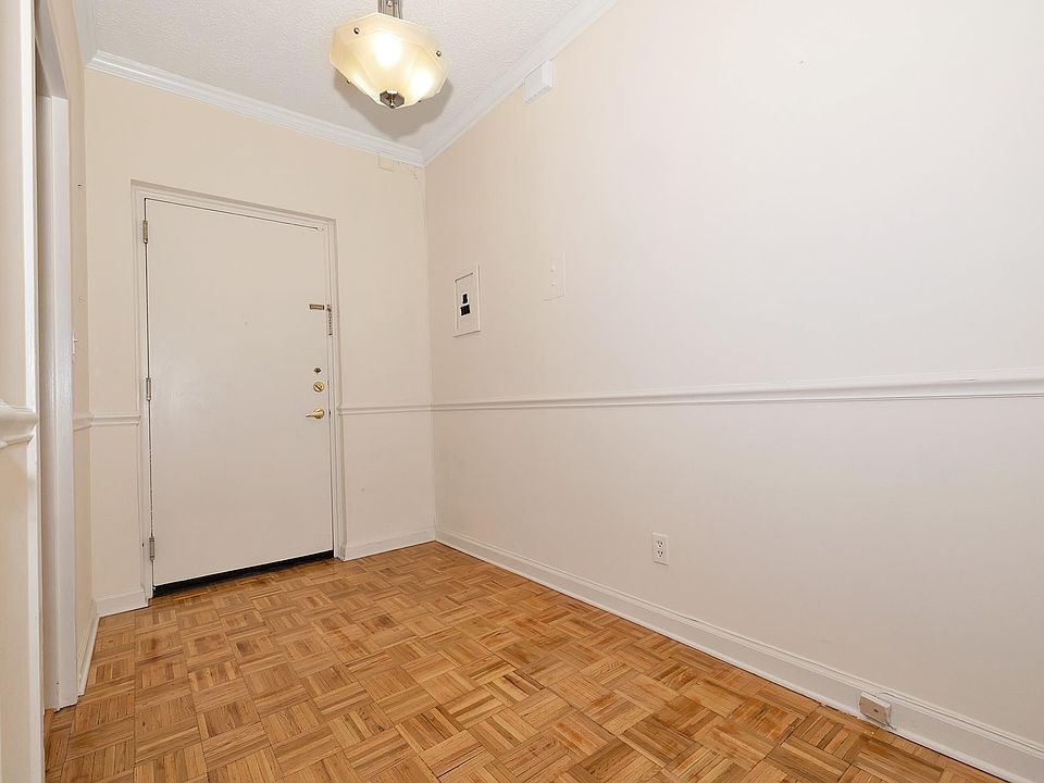1st image of 16 Rockledge Ave APT 2KK1