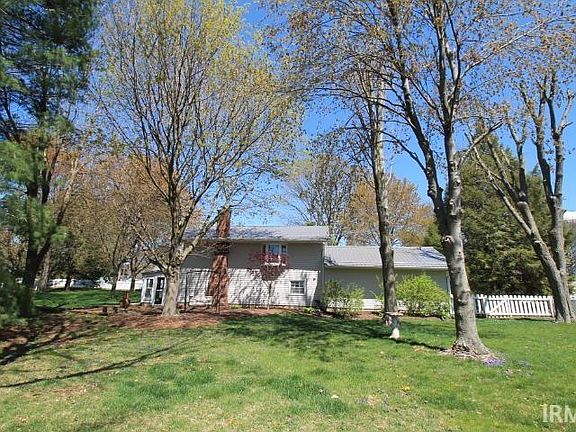 4th image of 202 Foster Dr