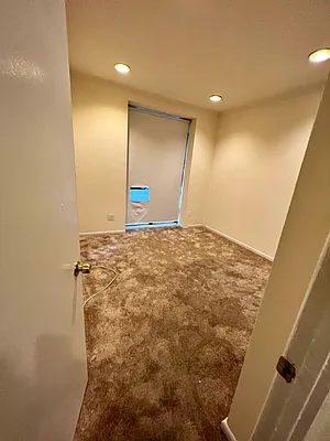 Rented by Manhattan Dwelling Corporation | media 28