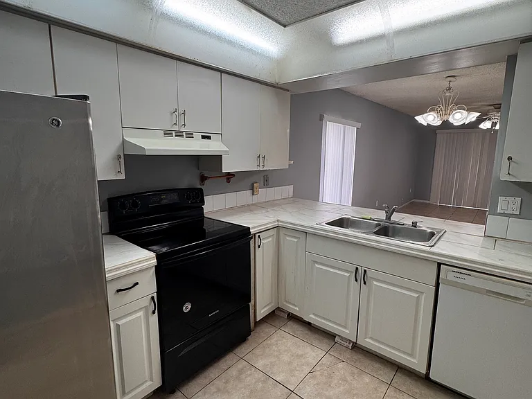 5628 Blue Shadows Ct #2 — Photo 19