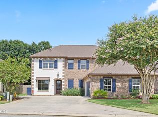 104 La Villa Cir, Youngsville, LA 70592
