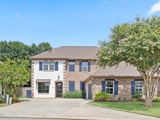 104 La Villa Cir, Youngsville, LA 70592