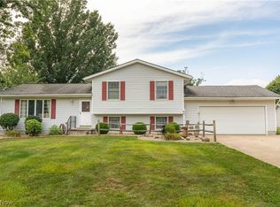 4033 Grace Dr, Kent, OH 44240