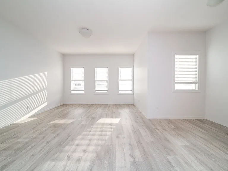 4076 Chappelle Grn SW #M — Photo 9
