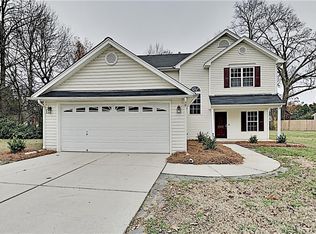 2302 Kasarda Dr, Greensboro, NC 27406
