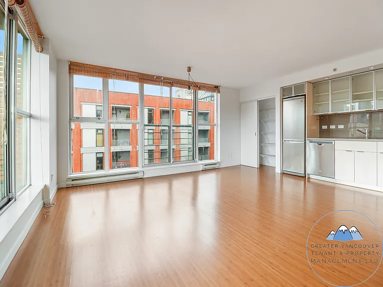 168 Powell St #706 — Photo 4
