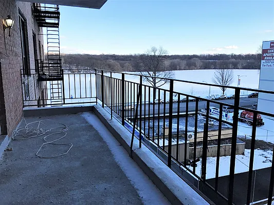 Rented by Bruma Realty LLC | media 5