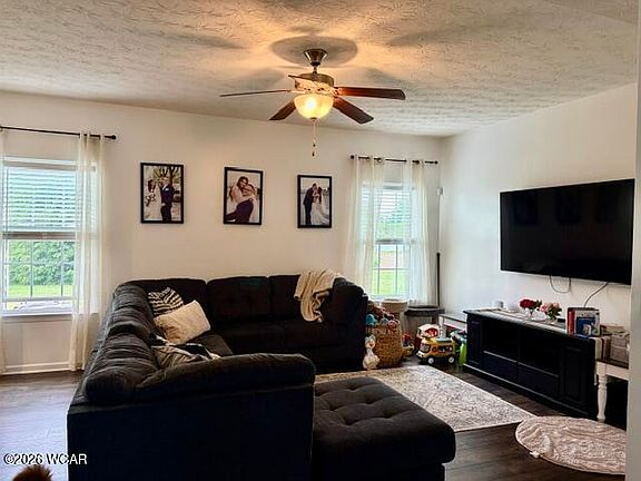 5th image of 514 Reading Rd