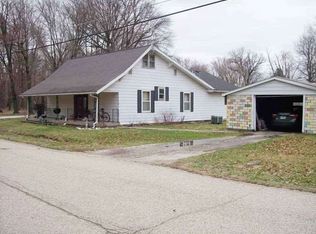 549 N Park Ave, Jasonville, IN 47438