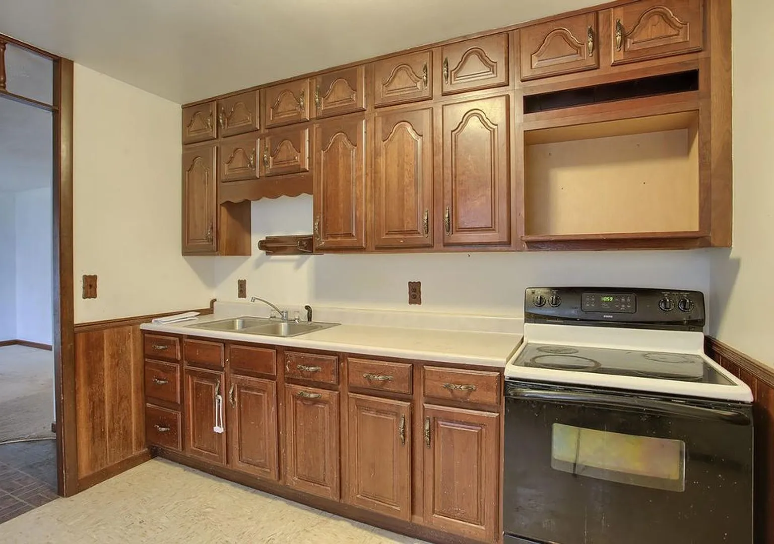 905 Lanore Dr — Photo 4