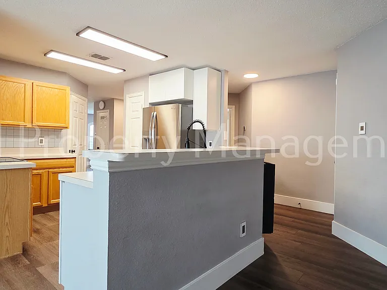 5004 Evergreen Dr — Photo 5