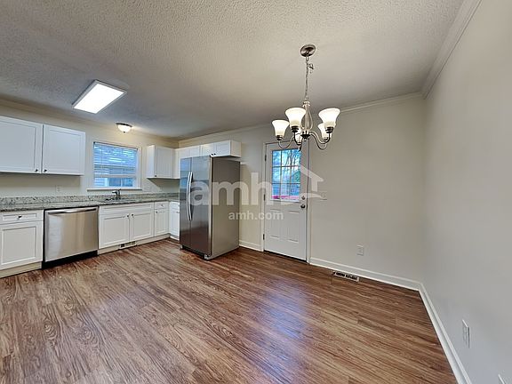 4th image of 1535 Reynolds Forest Dr