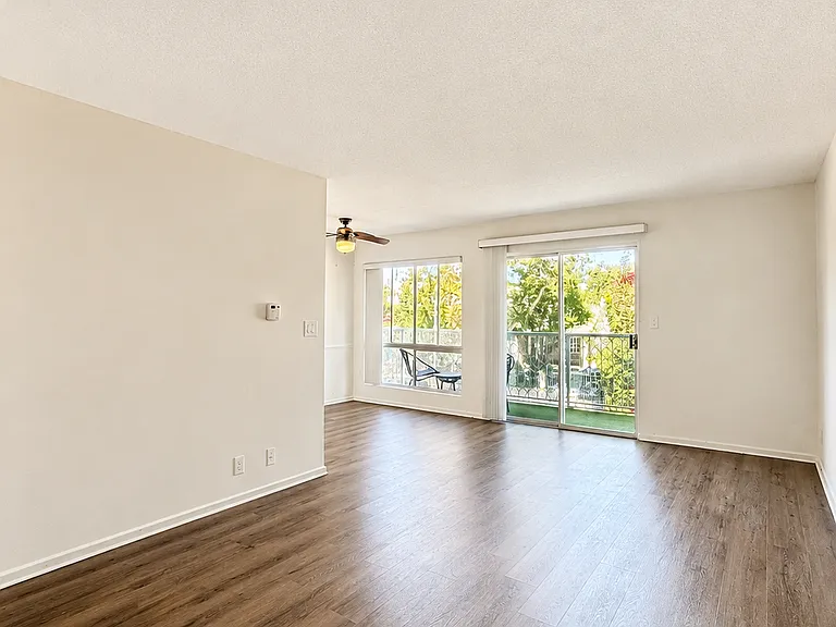 1027 N Ogden Dr #6 — Photo 2