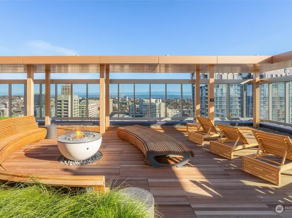 800 Columbia Street #1702, Seattle, WA 98104