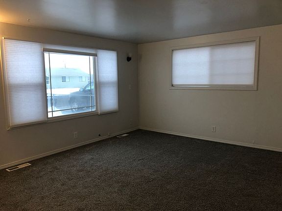 5th image of 114 W Northshore Dr