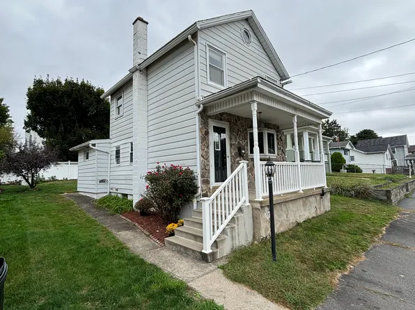 105 Bellman St, Throop, PA 18512