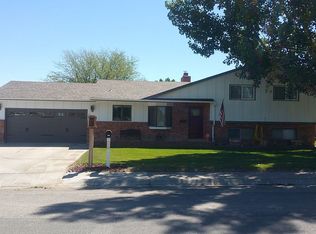 301 S 20th St, Worland, WY 82401