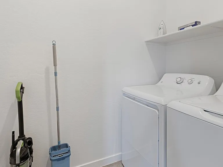 Linda Vista Luxury Rentals — Photo 26