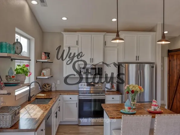 847 Lincoln Dr #201, Sheridan, WY 82801