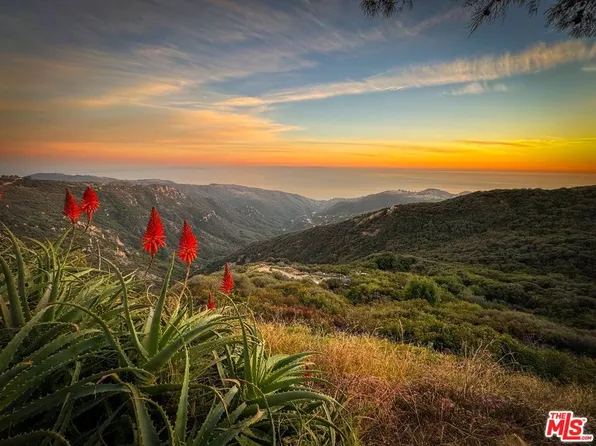 23633 Dresser Rd, Malibu, CA 90265