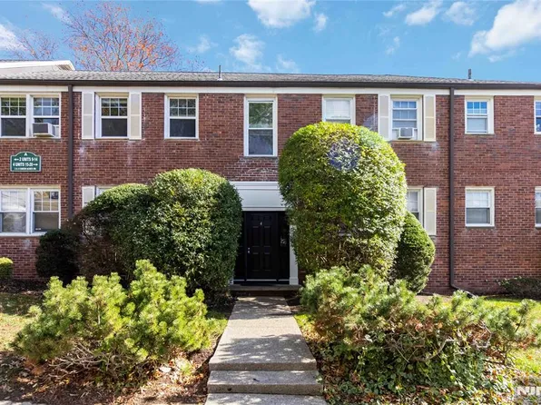 349 Bloomfield Ave Building 4-18, Verona, NJ 07044