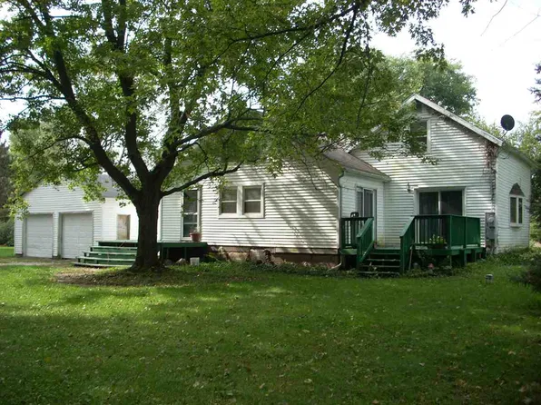 16737 9th Rd, Plymouth, IN 46563