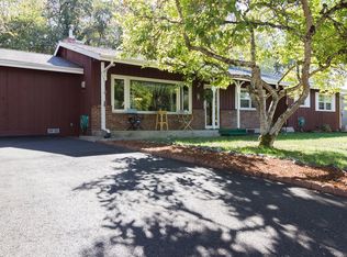1240 SE Magnolia Dr, Roseburg, OR 97470