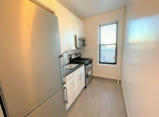 32-79 44th St #3D, Astoria, NY 11103