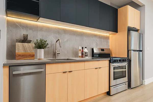 Rented by Nooklyn NYC LLC | media 22