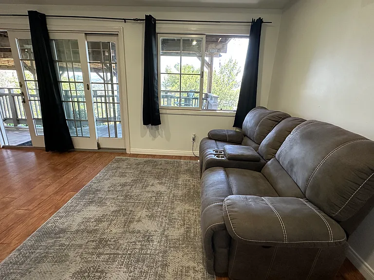 3567 Hartzel Dr — Photo 4
