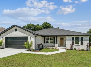 249 Paradise Palm Cir, Crestview, FL 32536